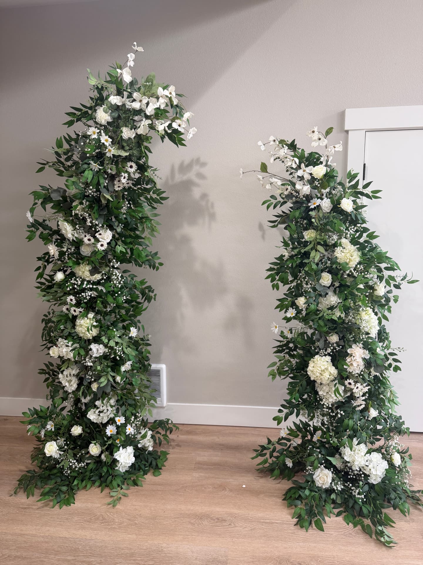 Lush Garden Arch Duo